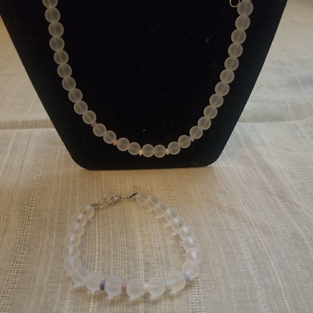 His&hers Unisex beaded set
